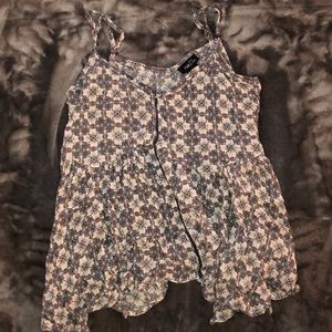 Floral pattern tank top